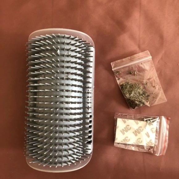 Longer Style Cat Self Groomer Full Body Brush Corner Mount Grooming Comb… - Picture 8 of 15